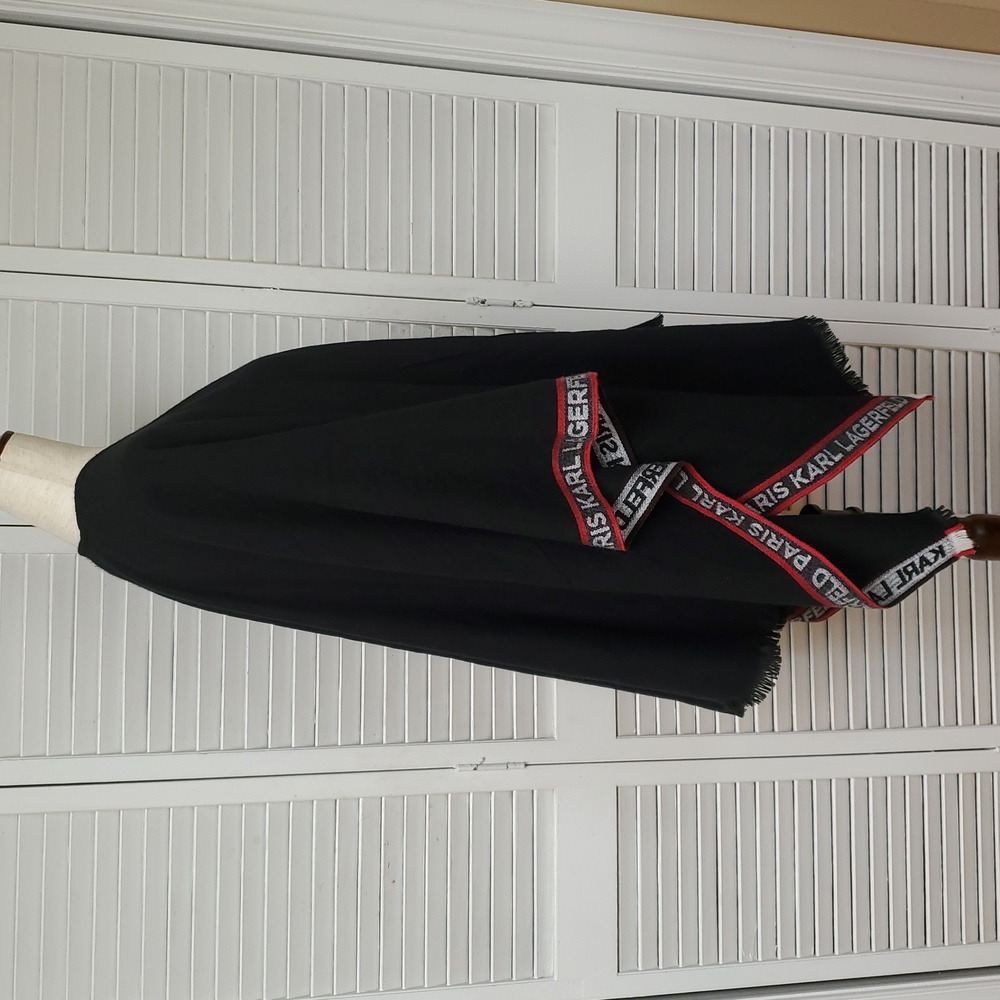 Karl Lagerfeld Black Cape with Red Accents - Picture 4 of 5